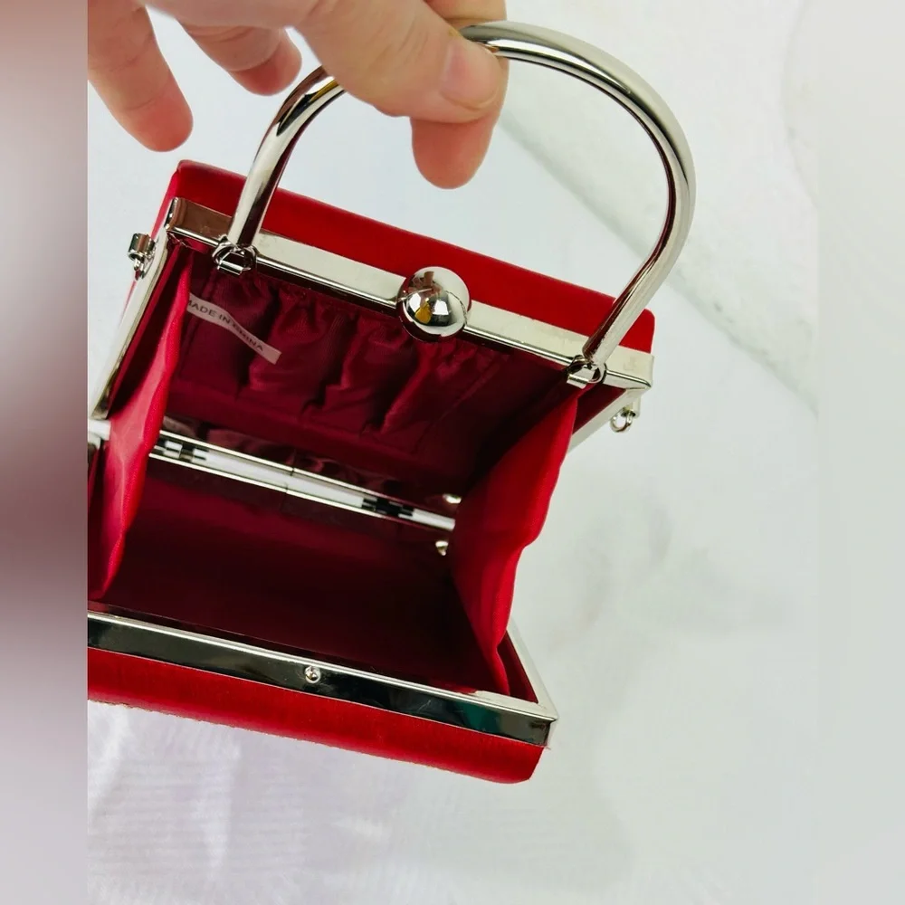 Source Unknown Red Rhinestone Embellished Evening Clutch with Silver Handle - Picture 7 of 8